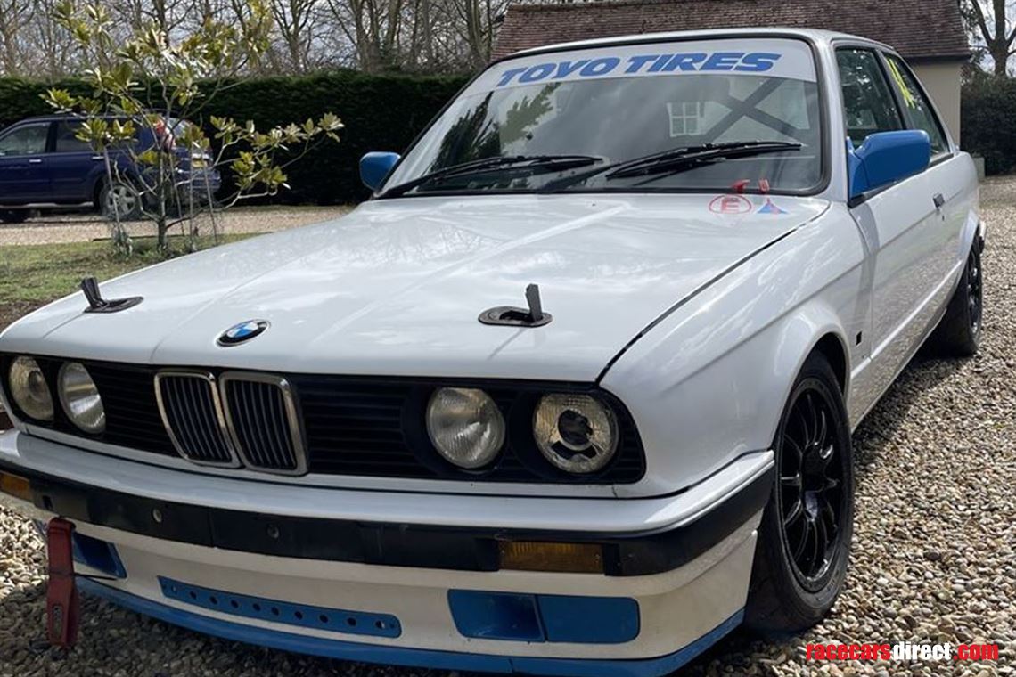 bmw-e30-320i-pbmwc