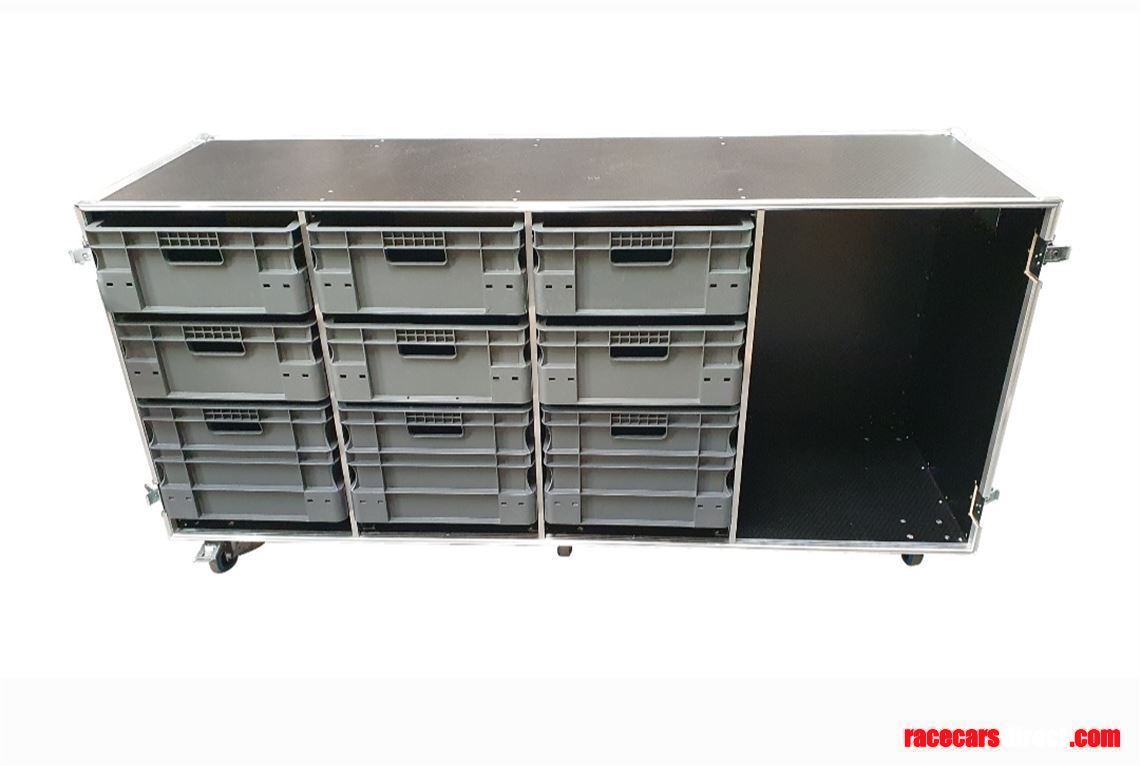 vmep-9-x-euro-container-flight-case-with-side