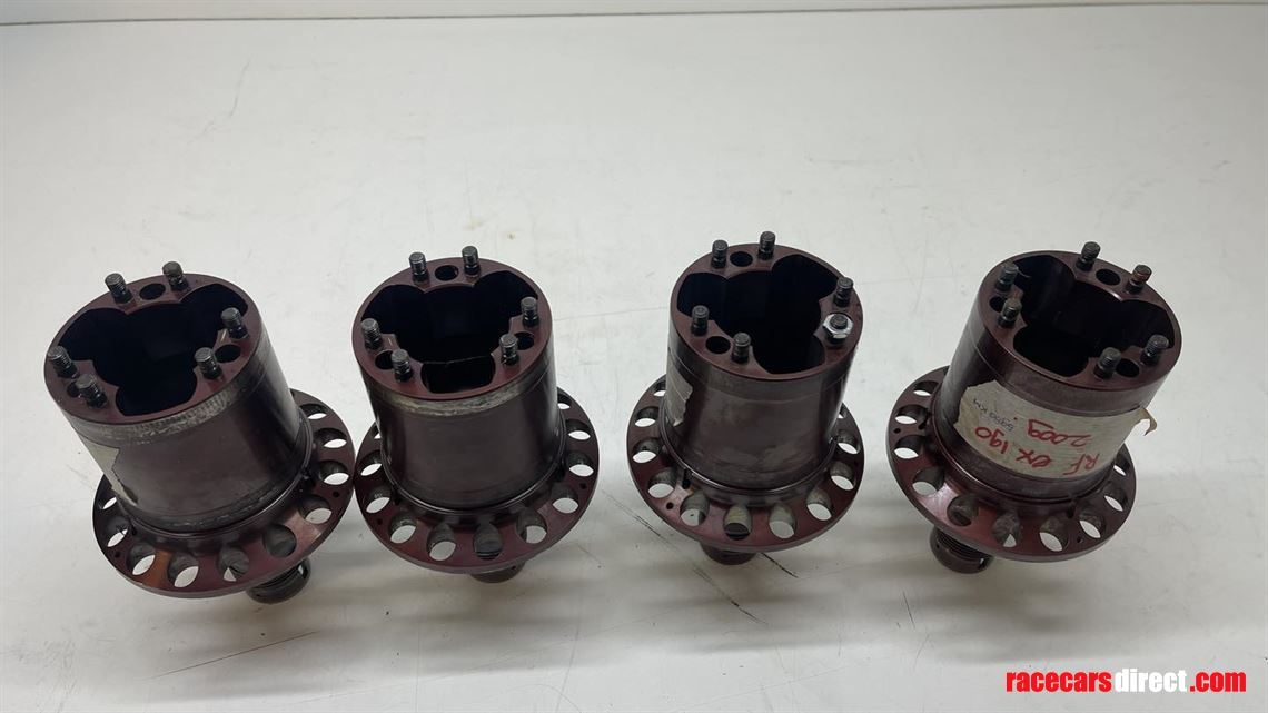 4x-tripod-driven-centerlock-hubs