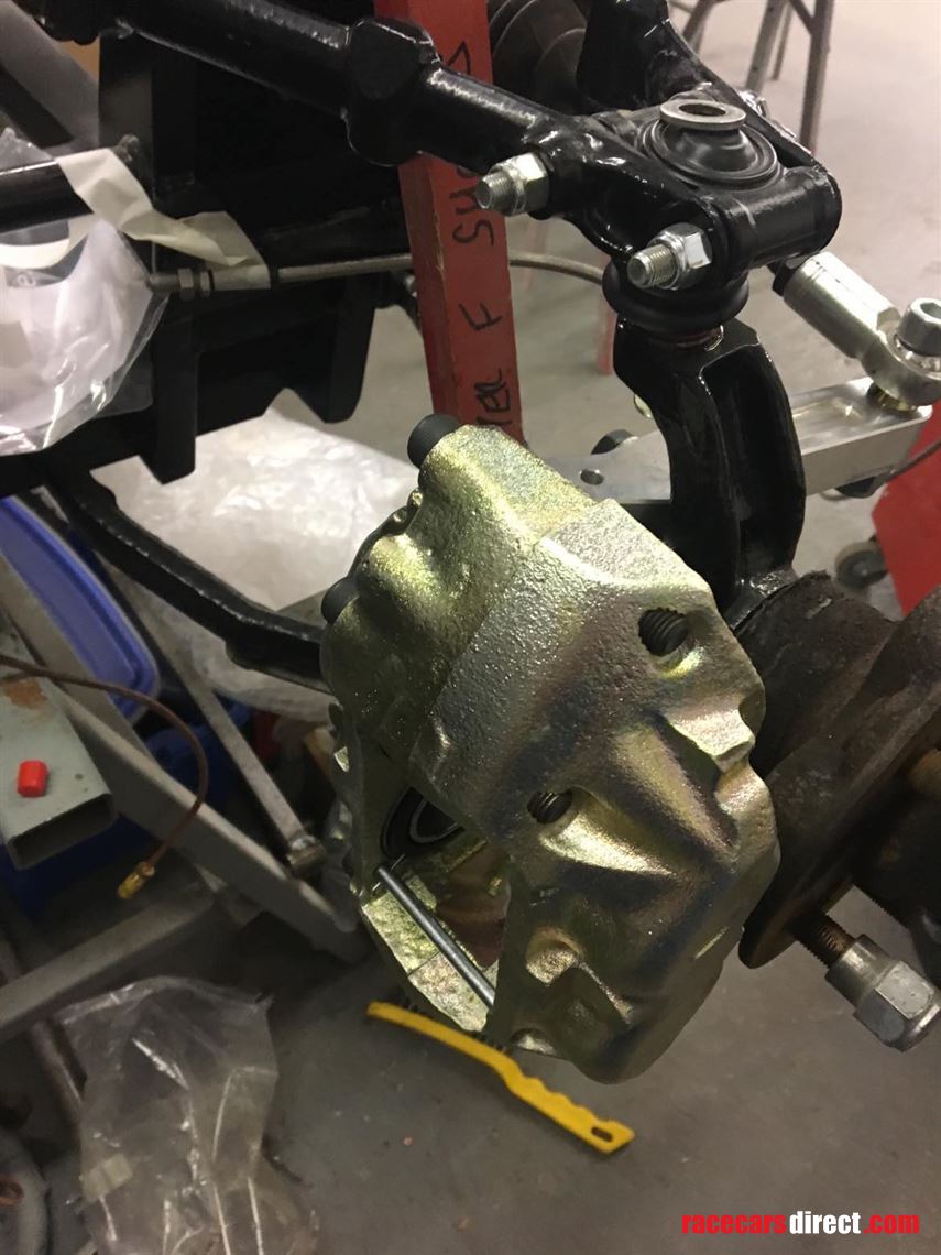 lister-knobbly-jaguar-evocation