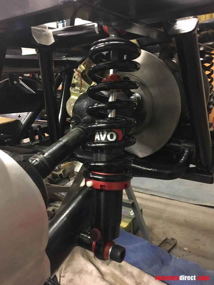 lister-knobbly-jaguar-evocation