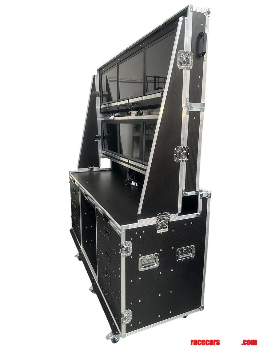 vmep-data-station-flight-case-6-x-28-tvs-vme-
