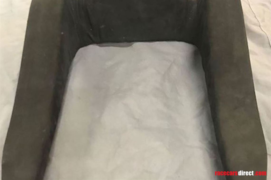 dallara-f308-headrest