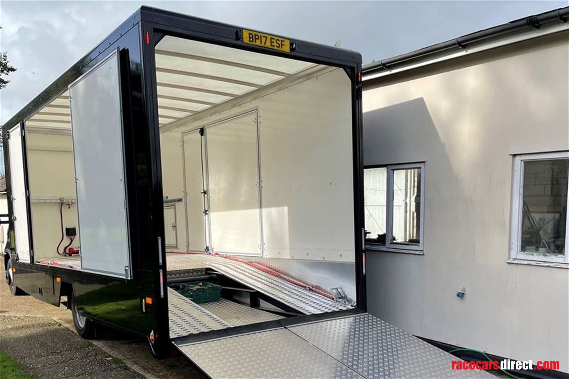 iveco-72-210-hymatic-covered-car-transporter