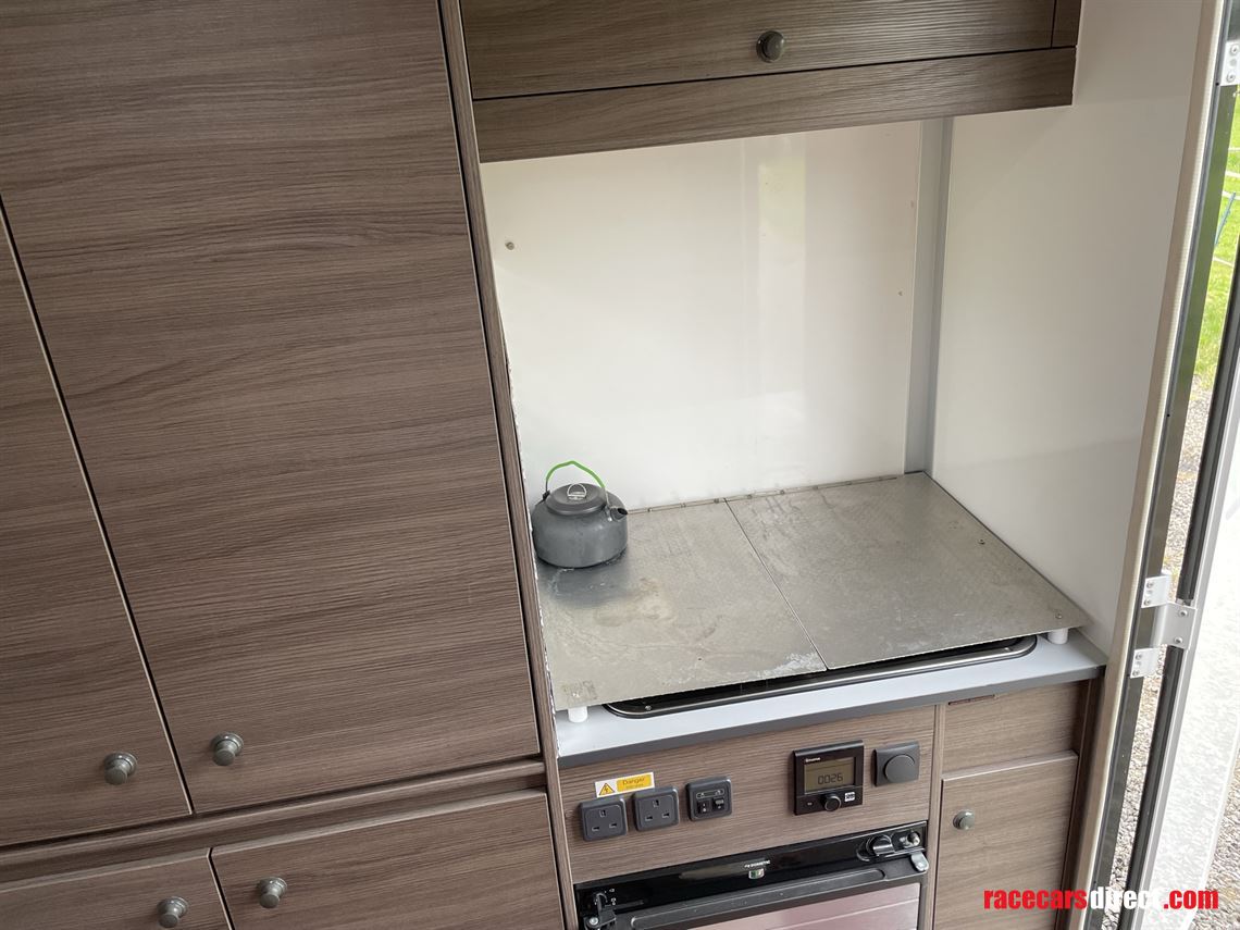 trailer-and-accommodation-with-6x4-awning-for