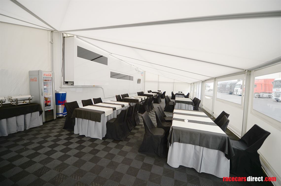 used-race-full-equipment-hospitality-kitchen
