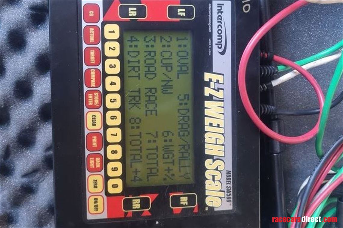 intercomp-corner-weight-scales-and-levellers