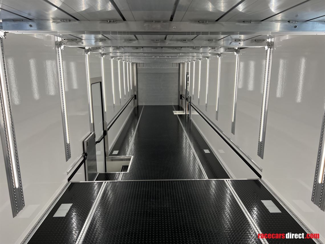 schuler-motorsport-race-trailer-srl-200-new