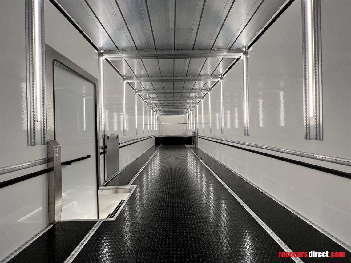 schuler-motorsport-race-trailer-srl-200-new