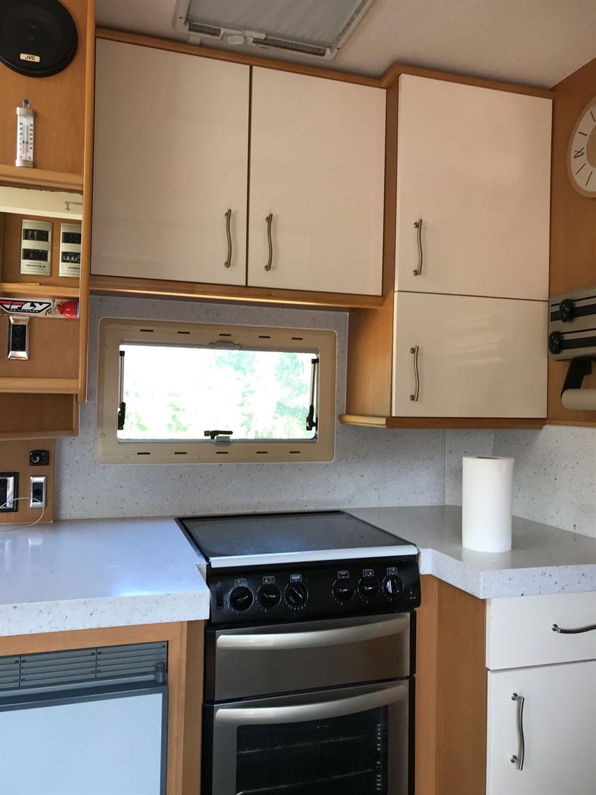 price-dropsuperb-rs-race-motorhome-coachbuilt