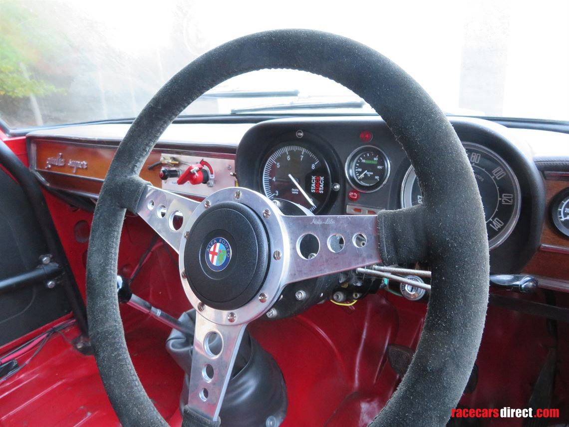 1965-alfa-romeo-giulia-super-ti-historic-race