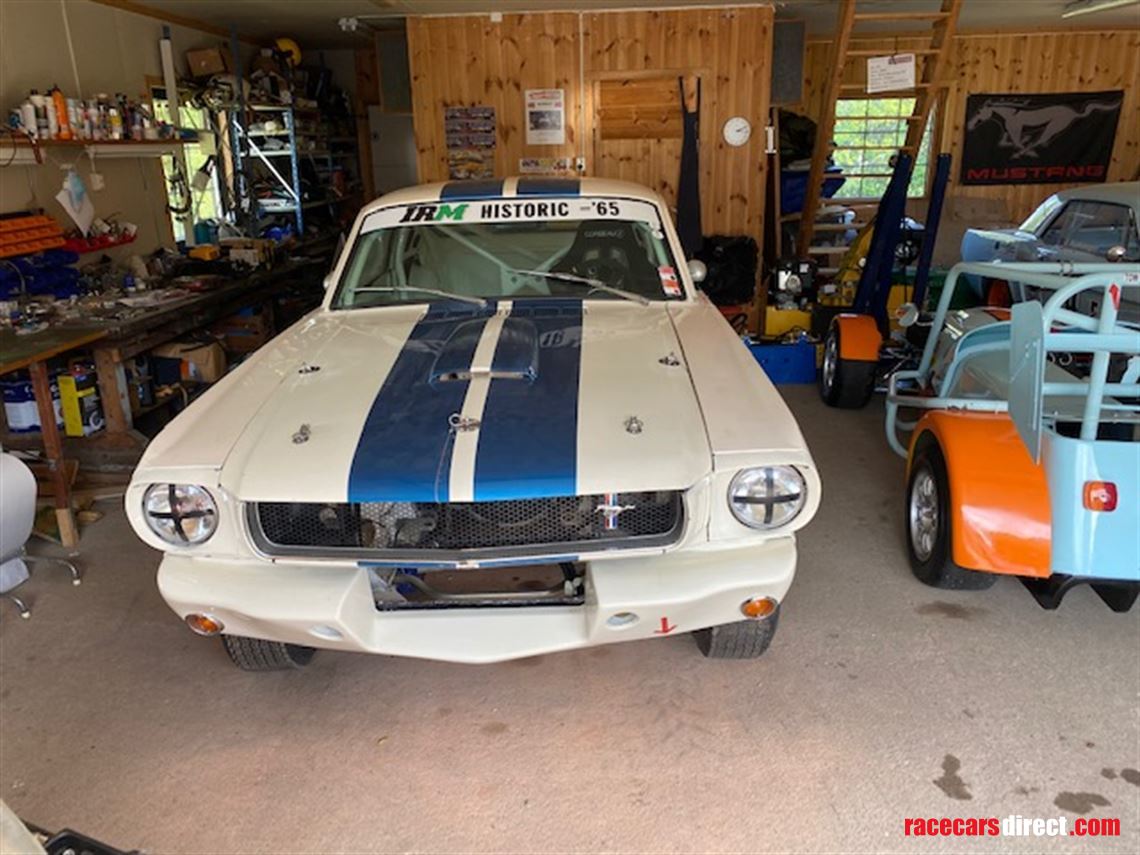 ford-mustang-shelby-gt350