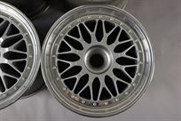 lola-b2k10-wheels-restored