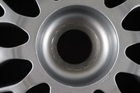 lola-b2k10-wheels-restored