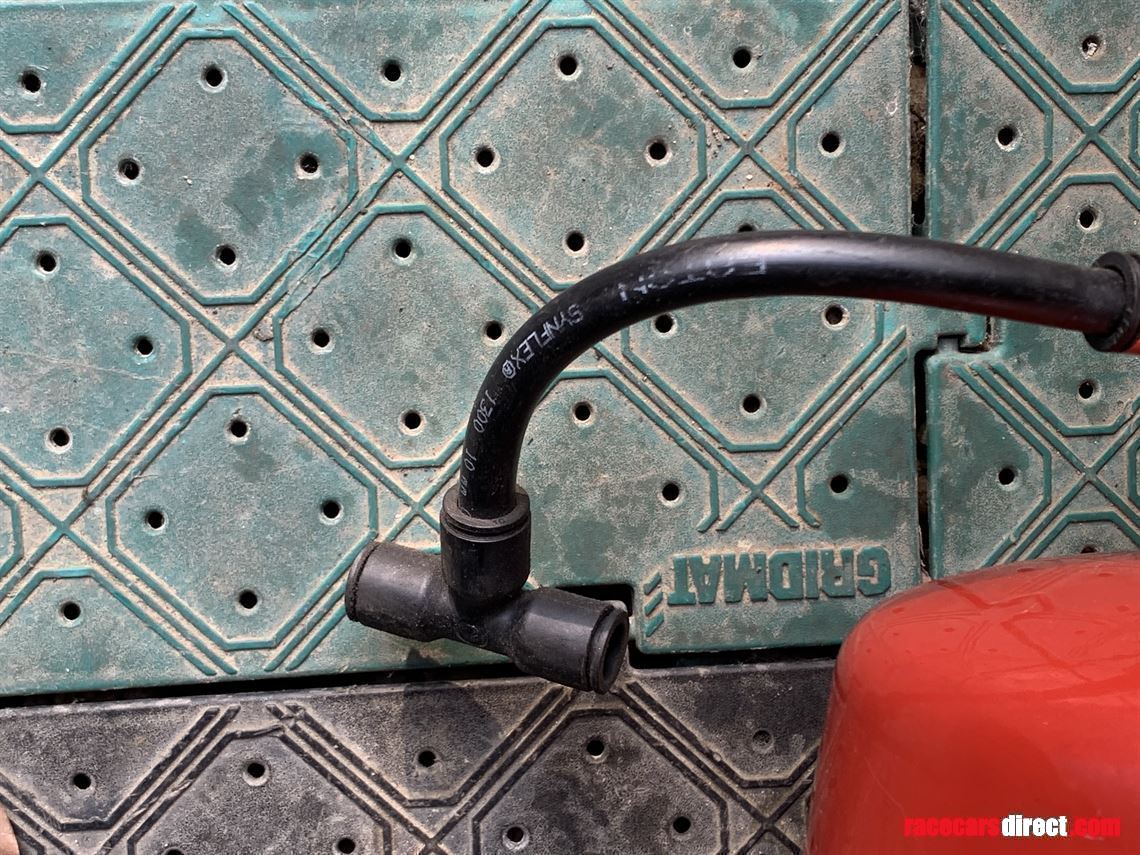 lifeline-2000-in-cockpit-extinguisher