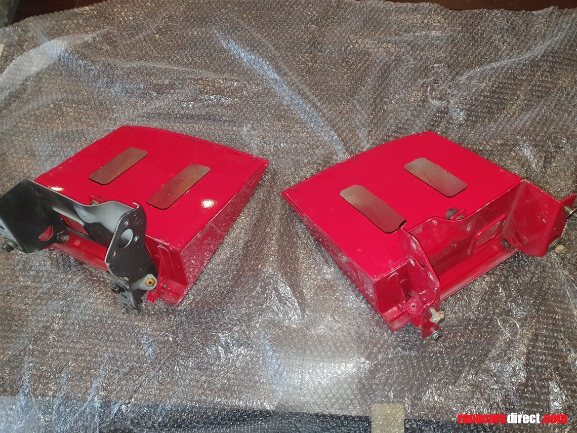 ferrari-355-headlight-pods-in-rosso