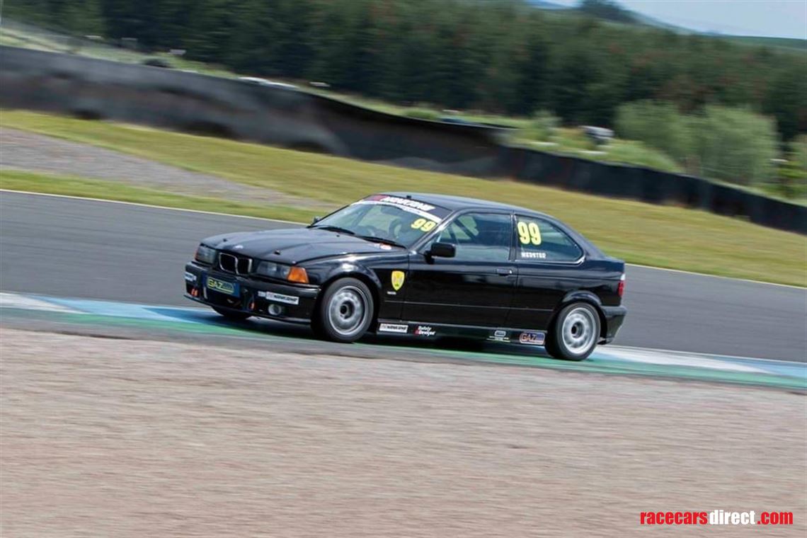 bmw-compact-cup-car-318ti-race-car-track-car