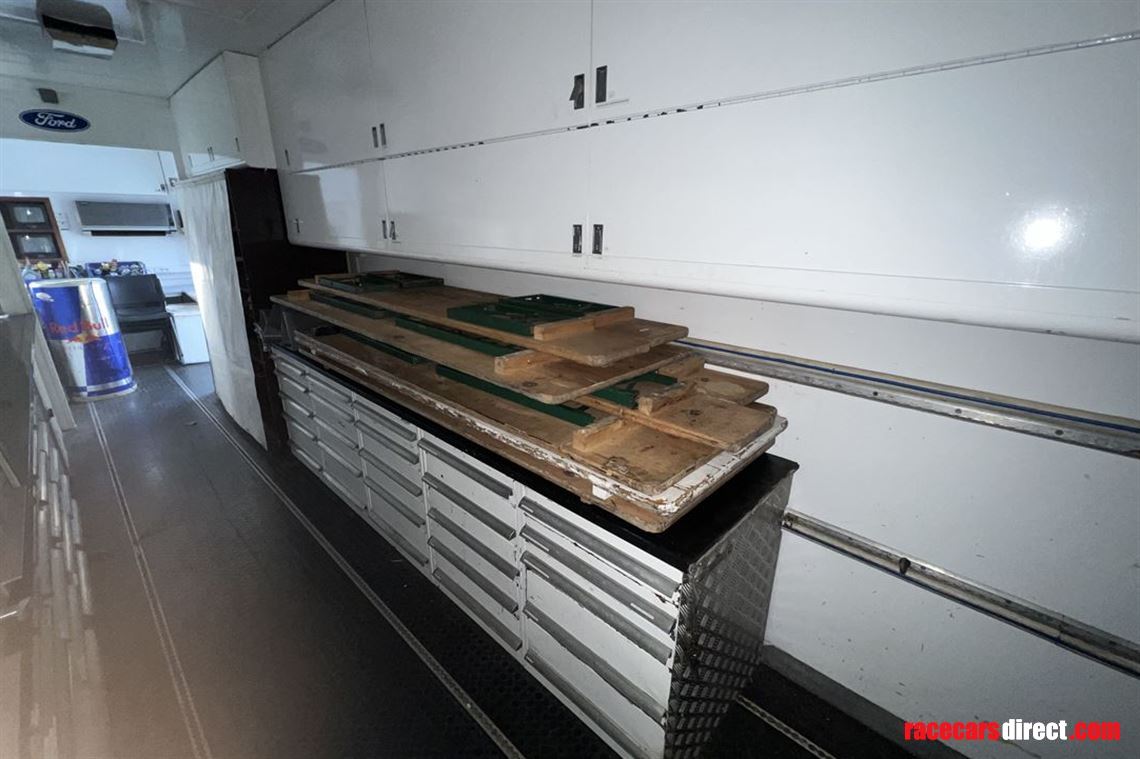 man-professional-racetrailer-fromco-ex-f1---y