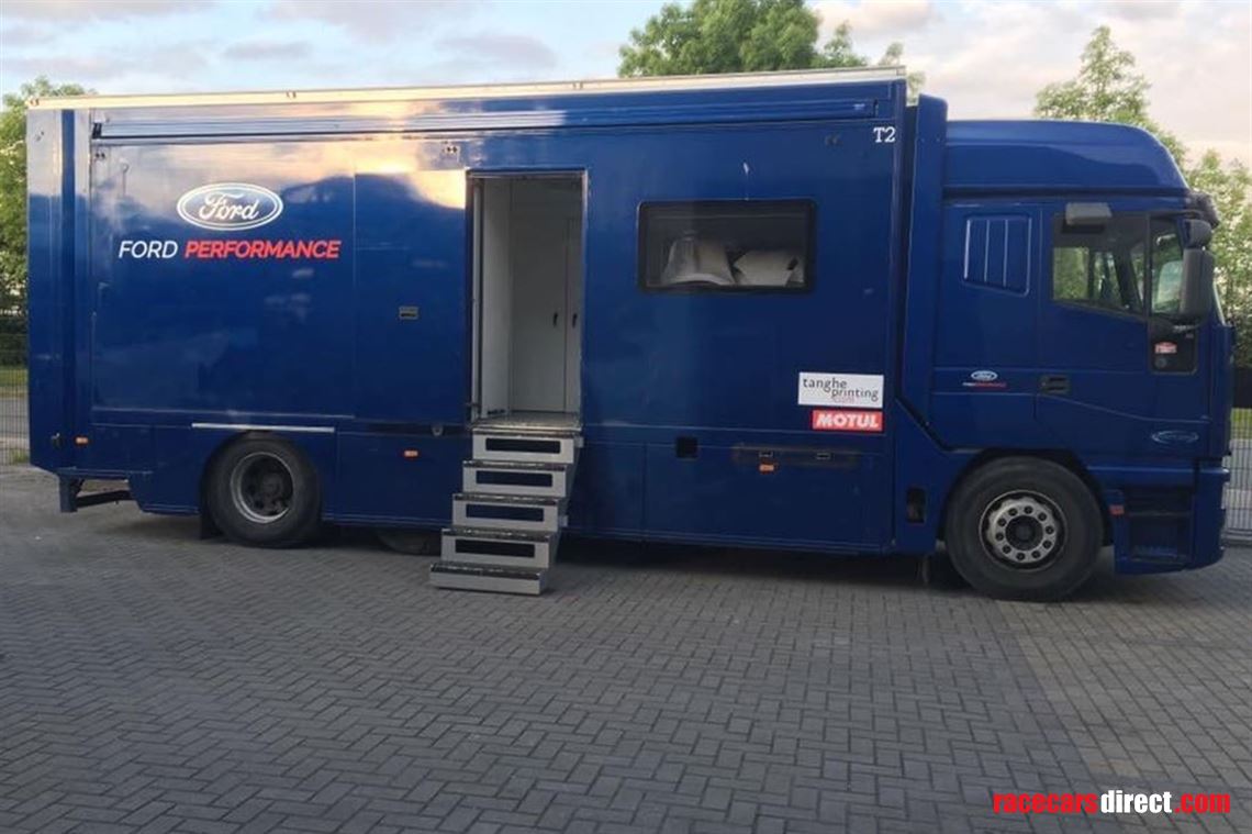 iveco-ex-m-sport-ford-wrc-servicetruck