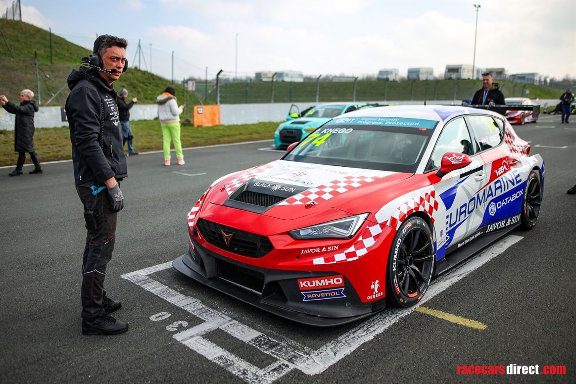 cupra-leon-competicion-tcr-mk4