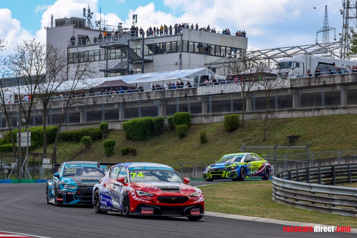 cupra-leon-competicion-tcr-mk4