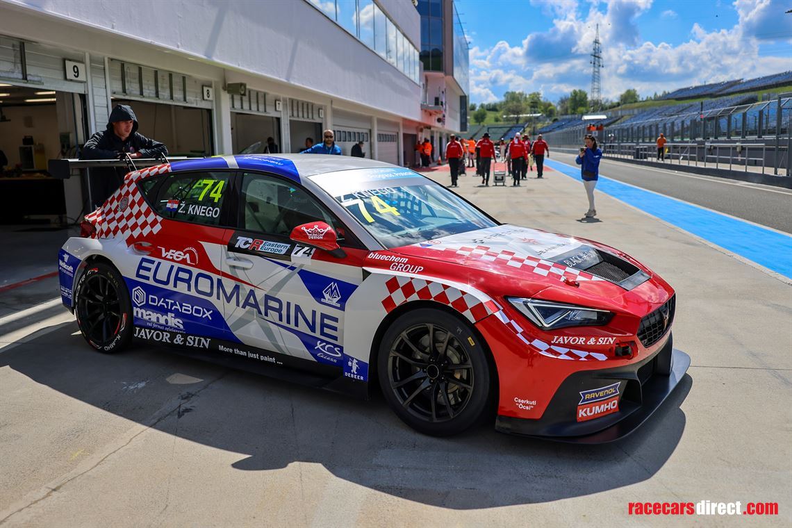 cupra-leon-competicion-tcr-mk4