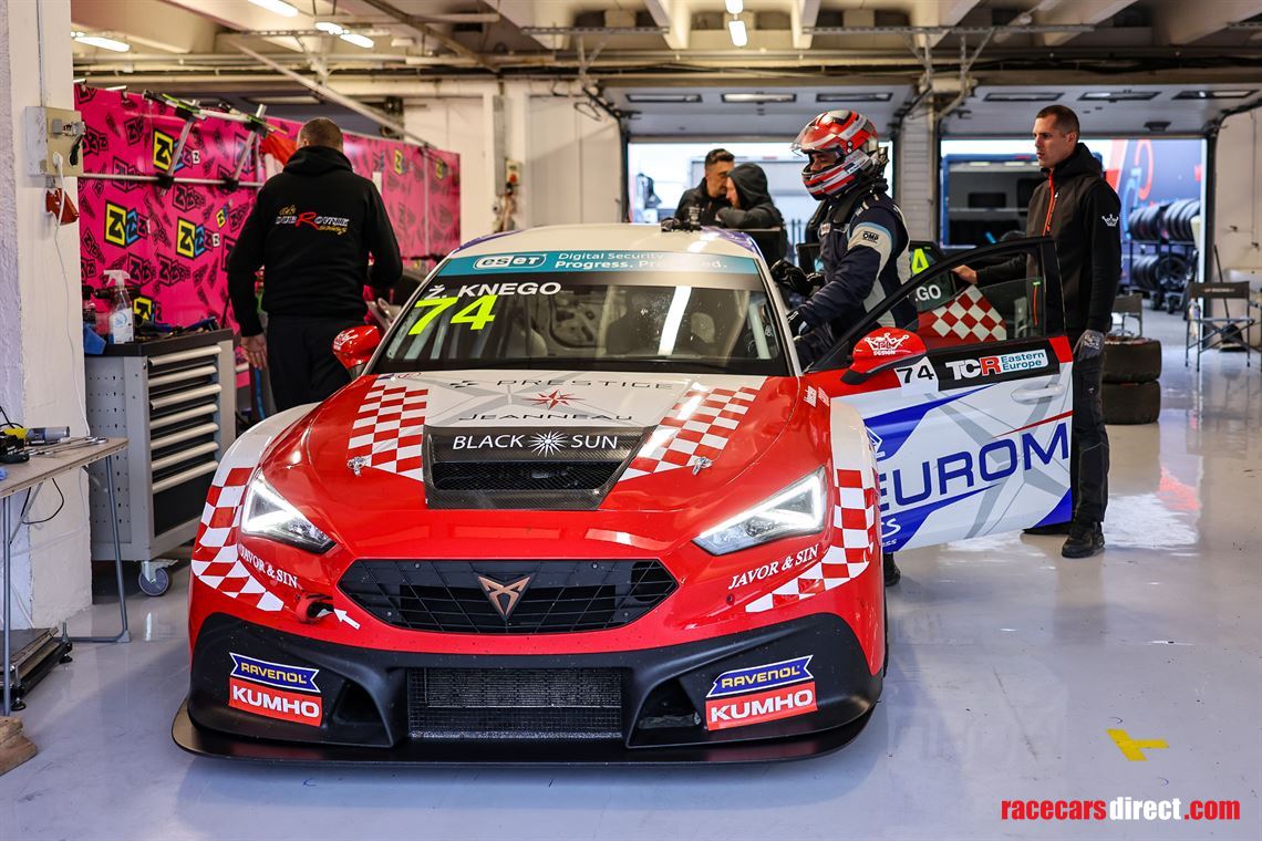 cupra-leon-competicion-tcr-mk4