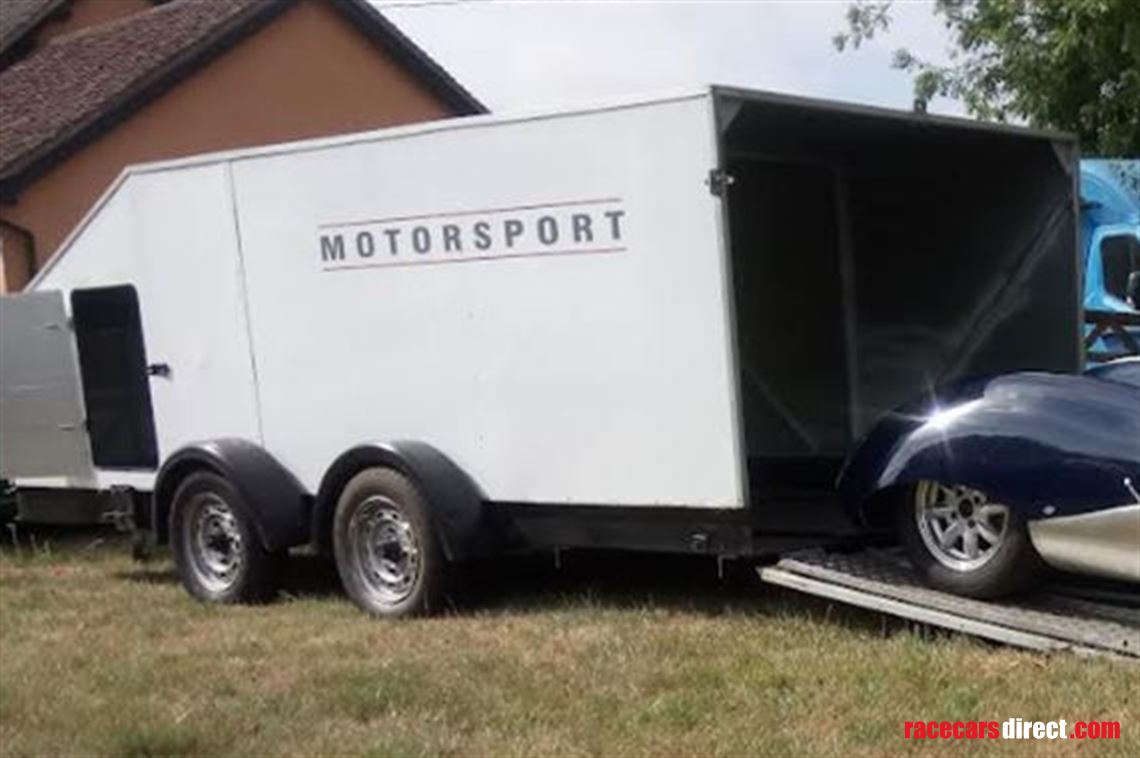 brian-james-covered-trailer