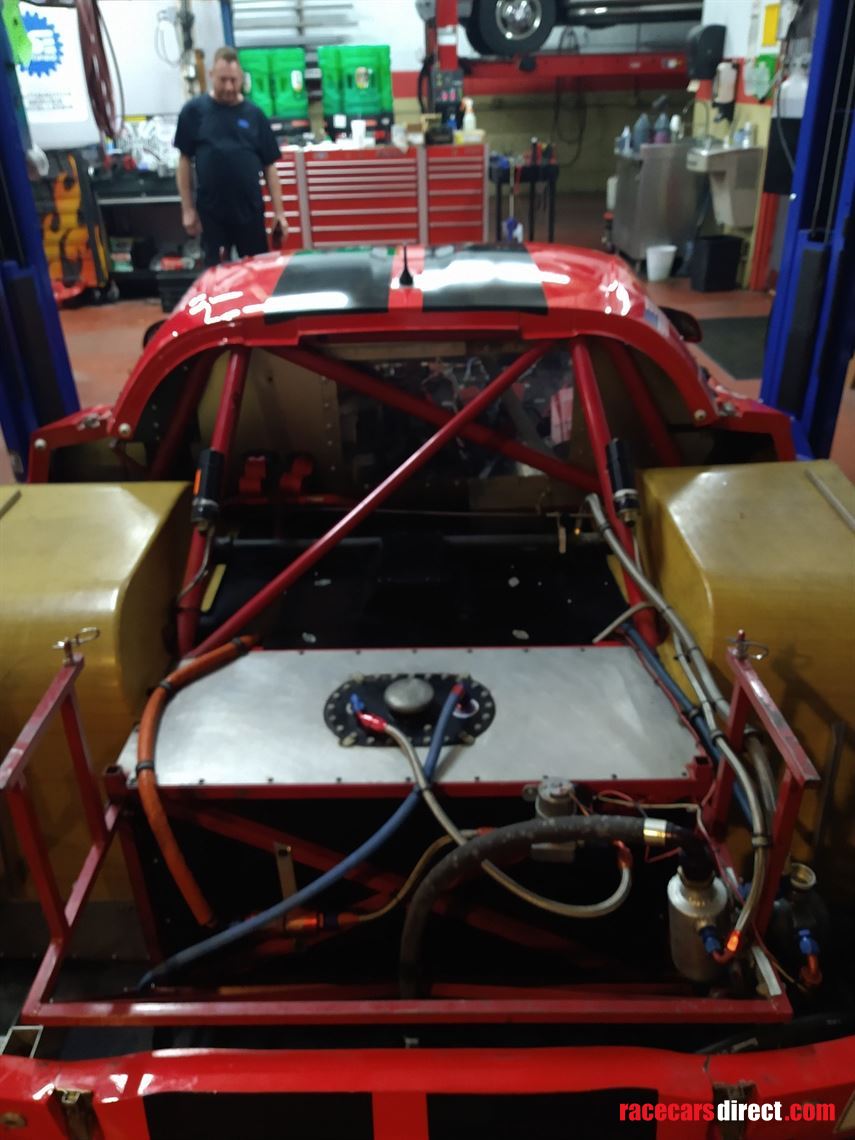 lg-motorsports-gt1-corvette-race-car