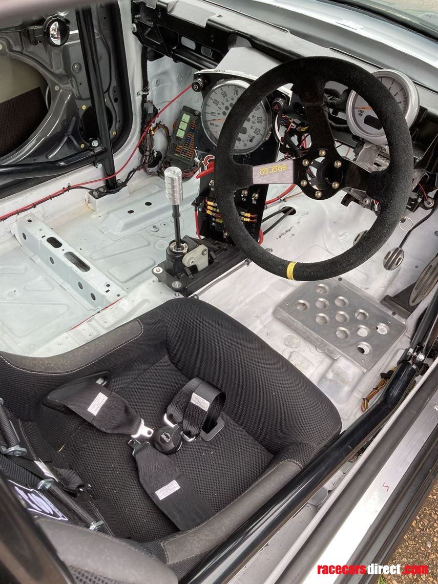 bmw-mini-cooper-s-r53-race-car