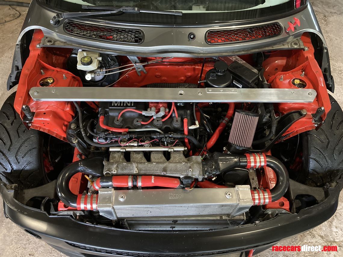 bmw-mini-cooper-s-r53-race-car