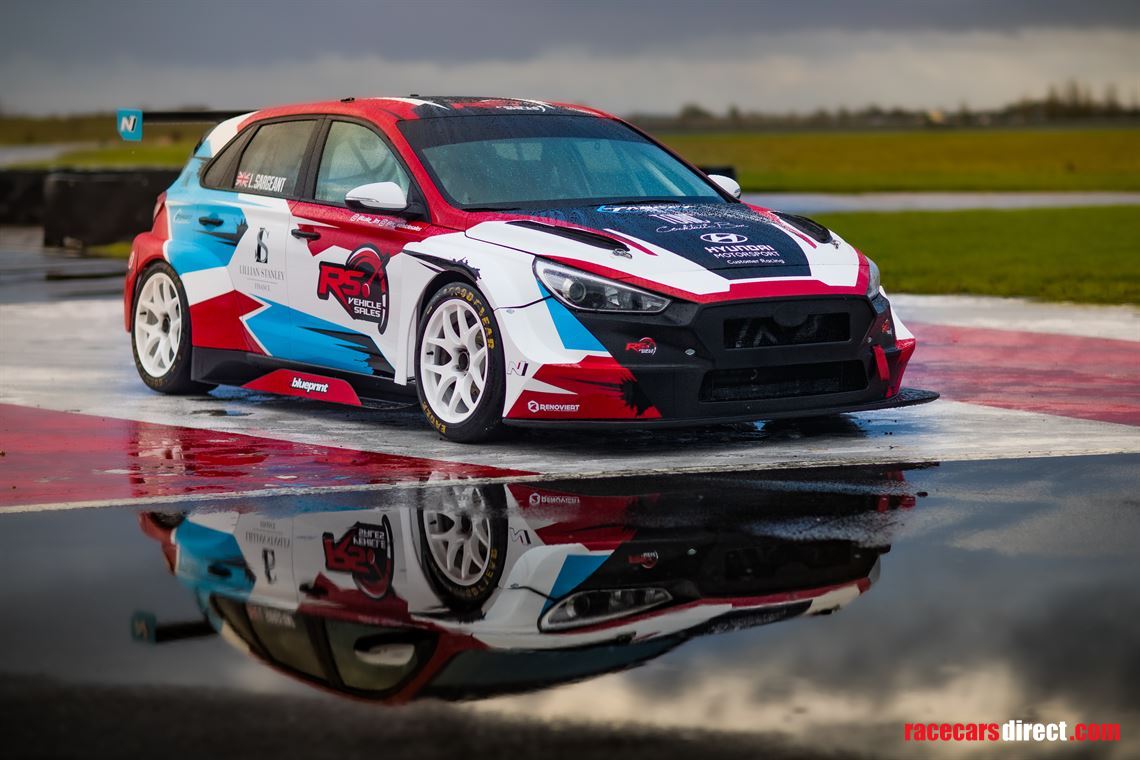 2020-hyundai-i30-n-tcr-ex-gabriele-tarquini