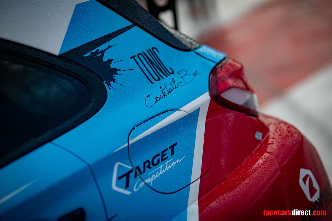 2020-hyundai-i30-n-tcr-ex-gabriele-tarquini