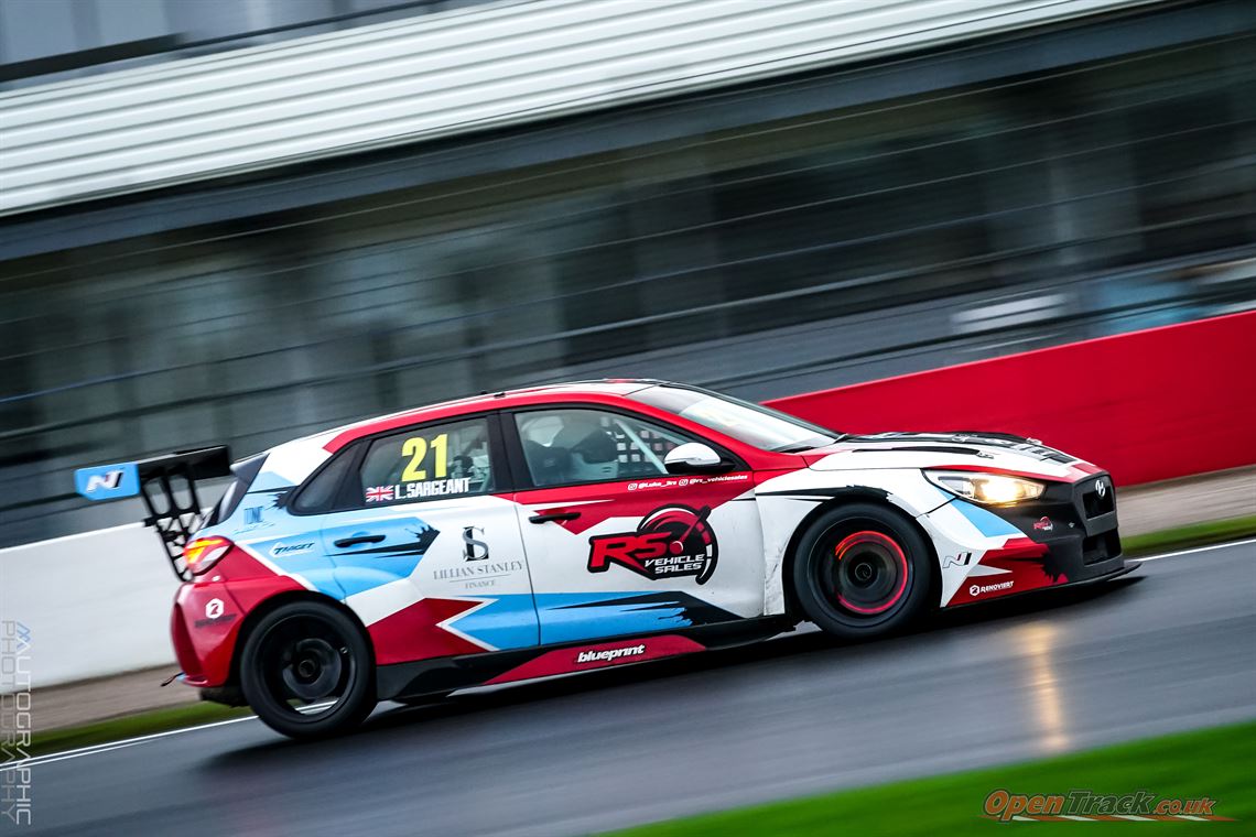 2020-hyundai-i30-n-tcr-ex-gabriele-tarquini