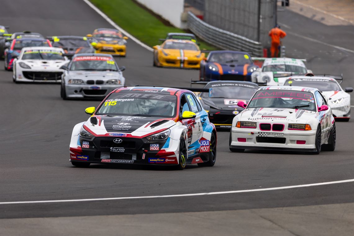 2020-hyundai-i30-n-tcr-ex-gabriele-tarquini