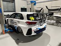 2020-hyundai-i30-n-tcr-ex-gabriele-tarquini
