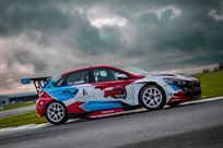 2020-hyundai-i30-n-tcr-ex-gabriele-tarquini