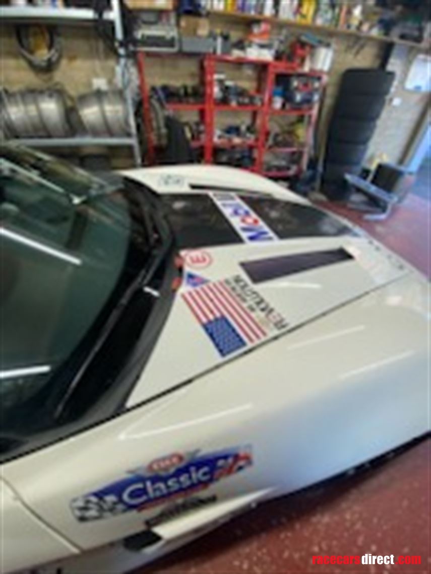 corvette-c6-zo6-full-race-car