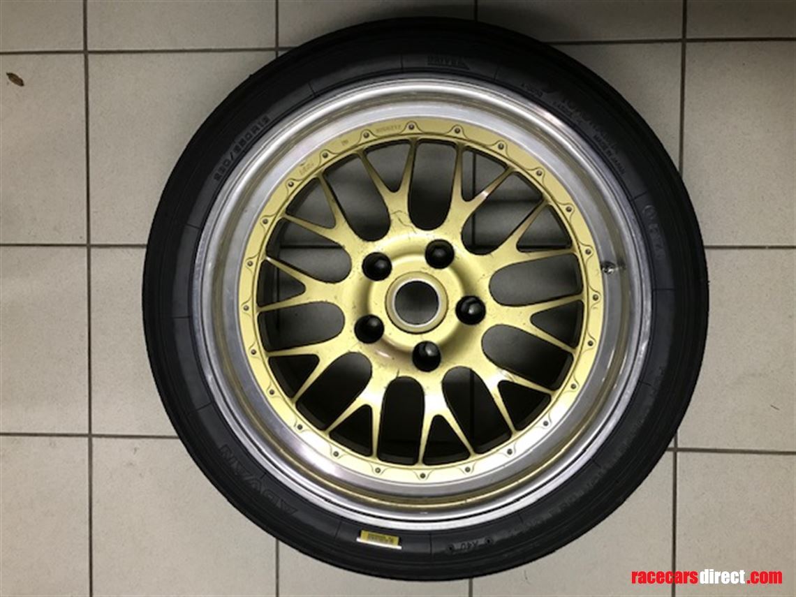 corvette-c6-zo6-full-race-car