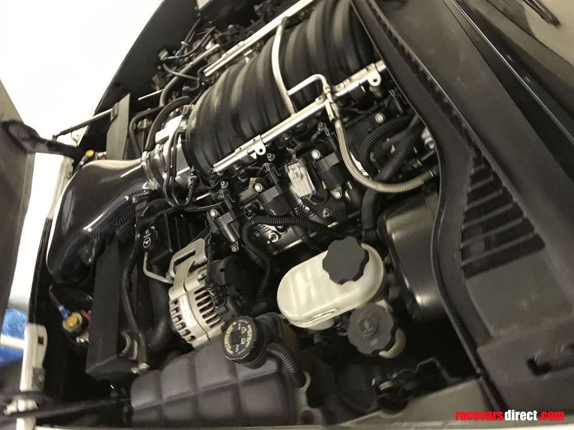 corvette-c6-zo6-full-race-car