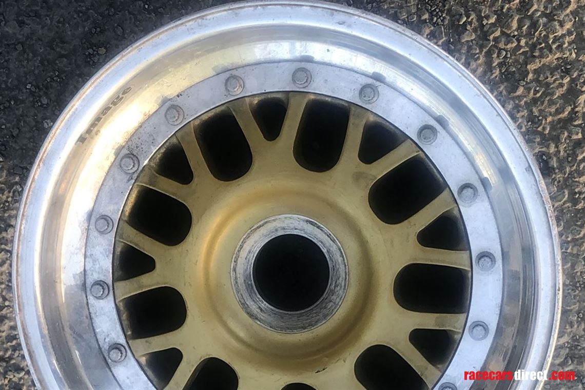 radical-image-split-rim-8x13--taper-centreloc