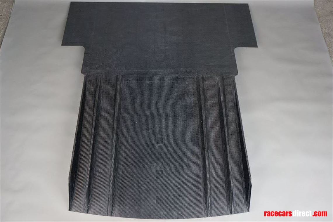 porsche-911-gt1-rear-diffusor