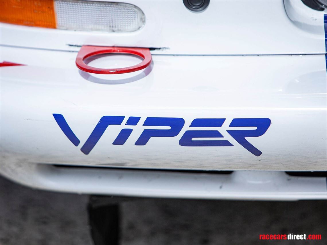 1996-chrysler-viper-gts-r