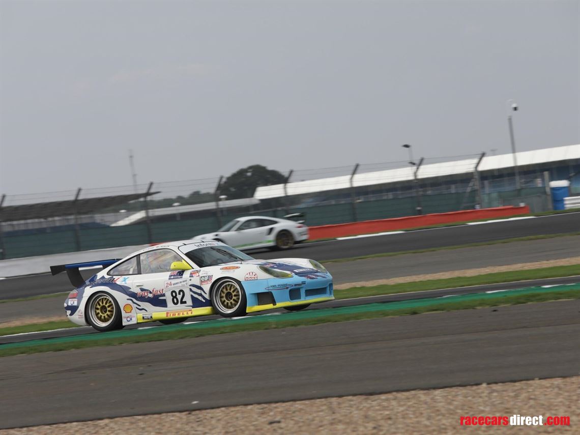 2000-porsche-911-gt3-r