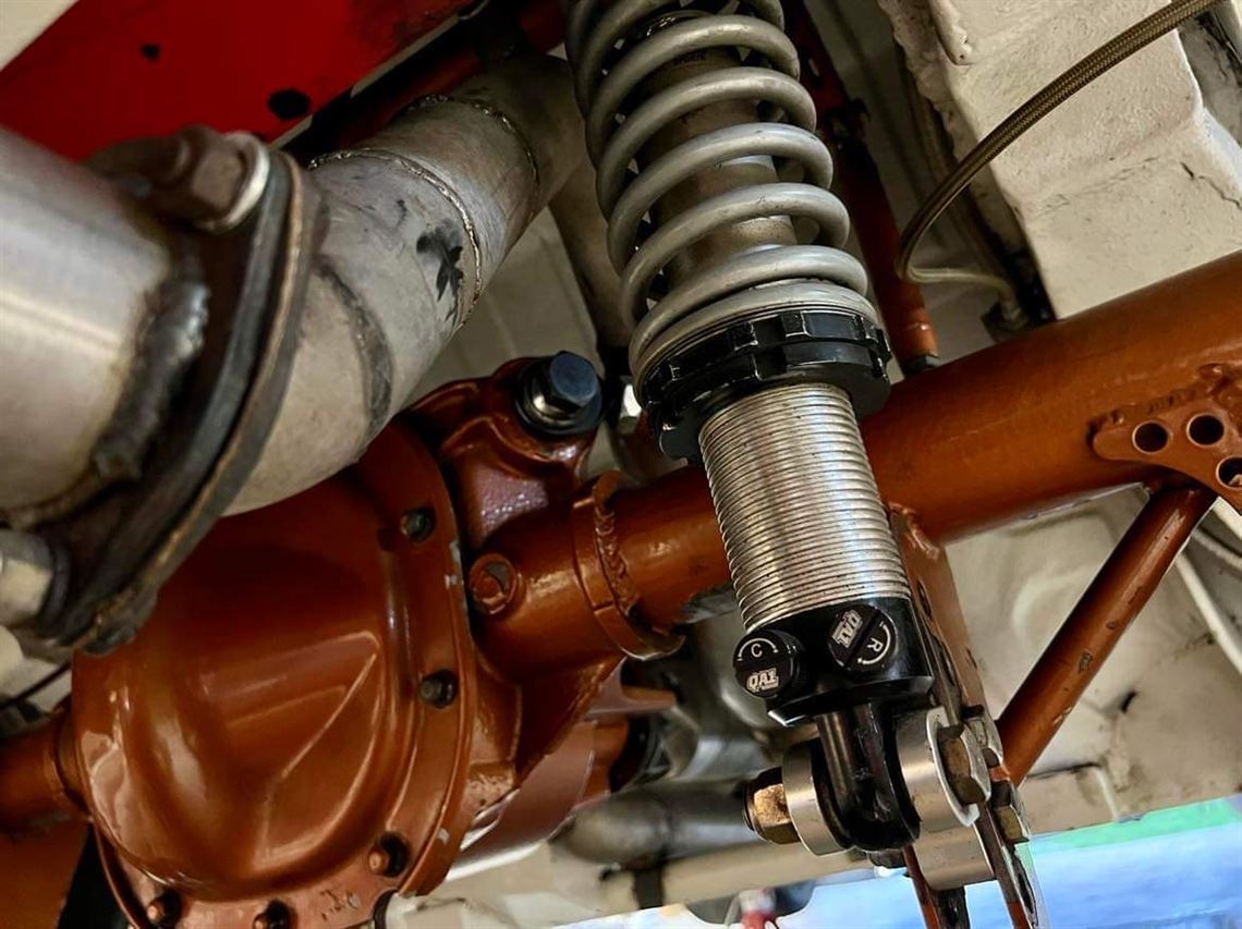 triumph-tr8---1977-imsa-g44-tribute