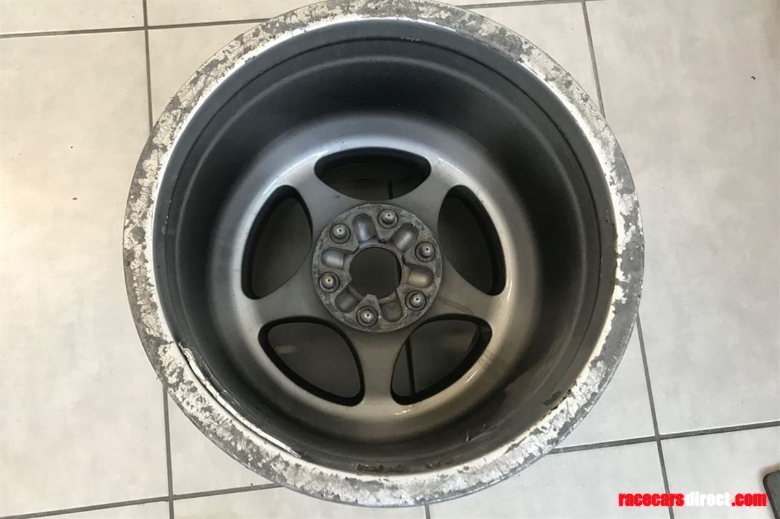 f3000-oz-racing-wheel