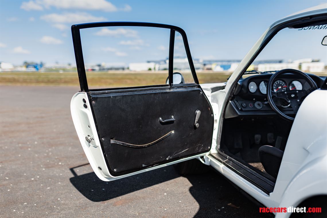 1974-porsche-911-carrera-30l-rsr