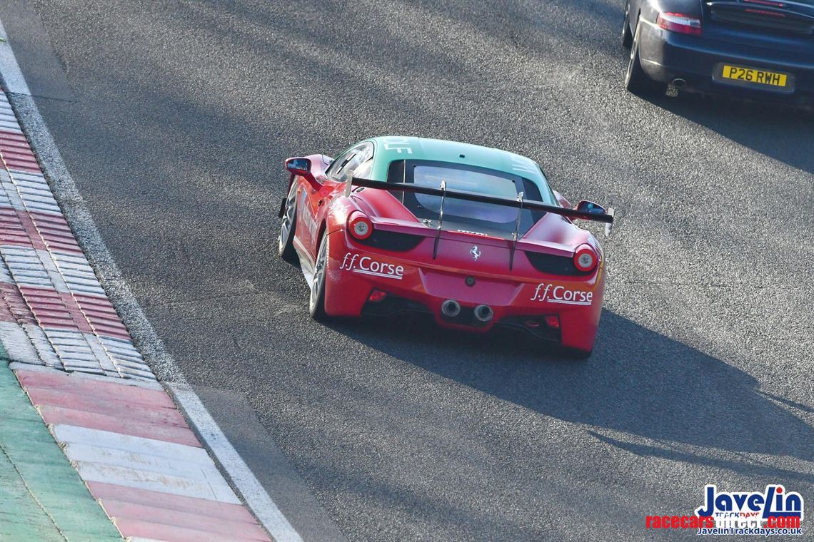 ferrari-458-challenge-evo