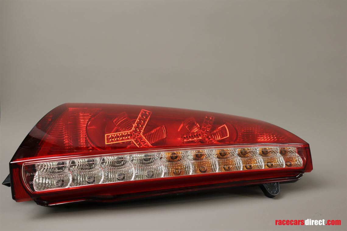 lamborghini-murcielago-rear-light