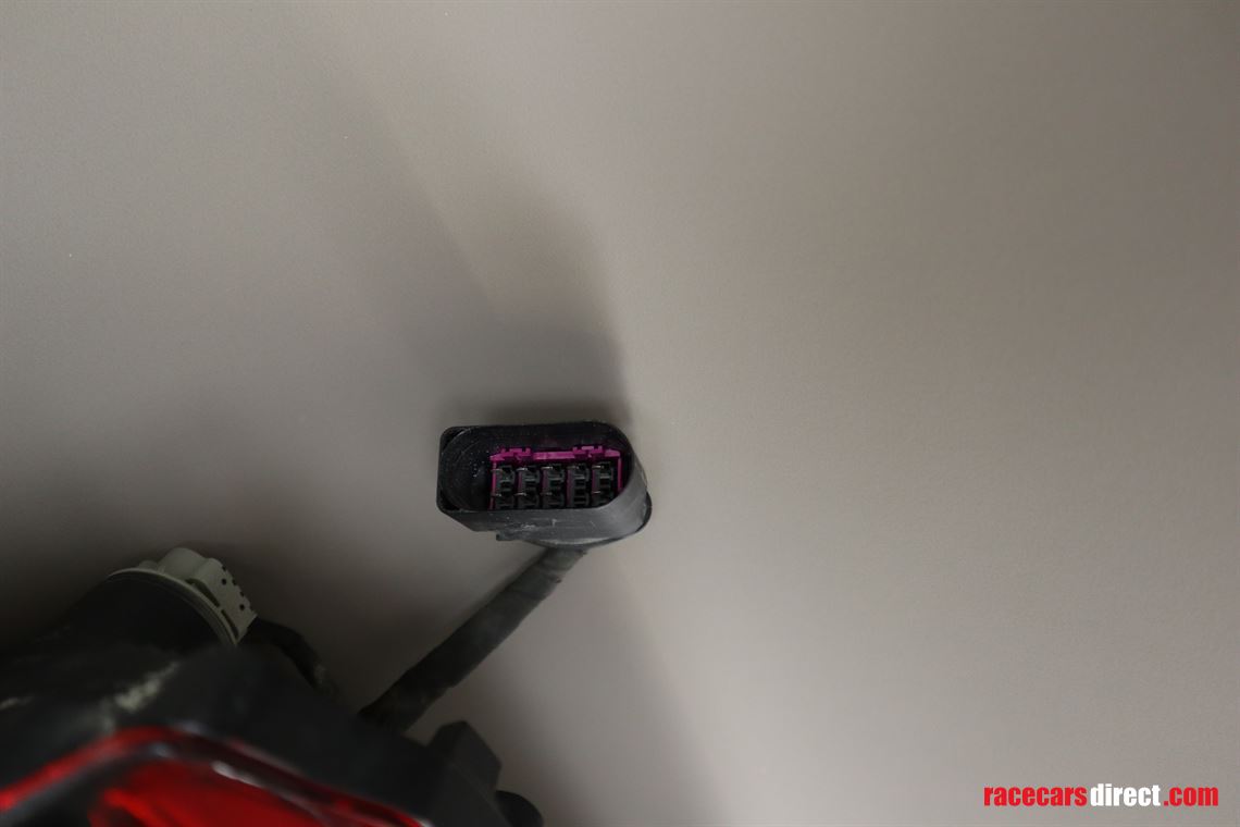 lamborghini-murcielago-rear-light